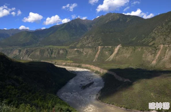 美丽雅鲁藏布江大峡谷风光图片赏析